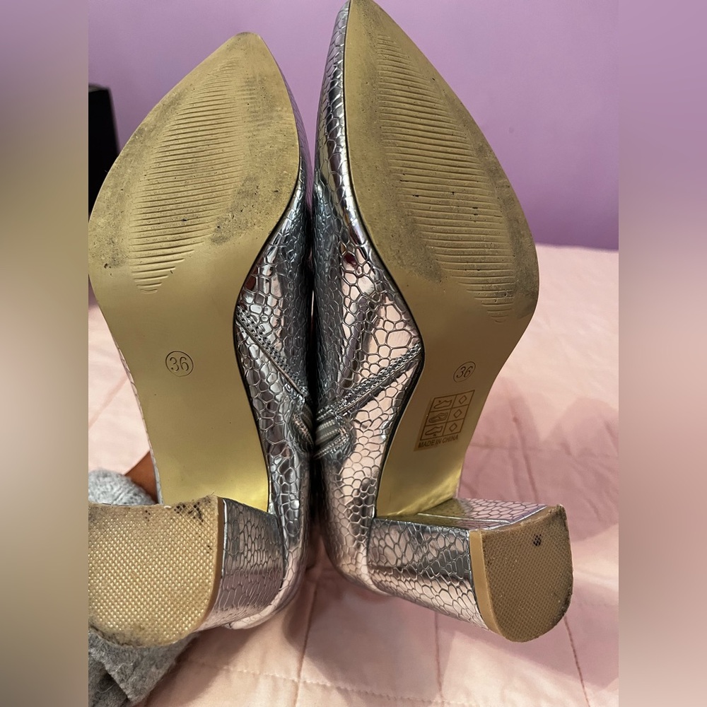 Source Unknown Metallic Ankle Booties - image 3